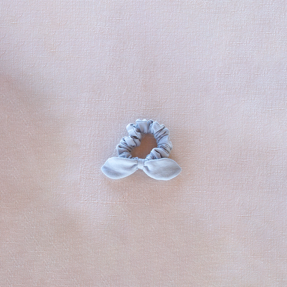 [Iver and Isla] 24SS - 24　bow scrunchie - bluebell
